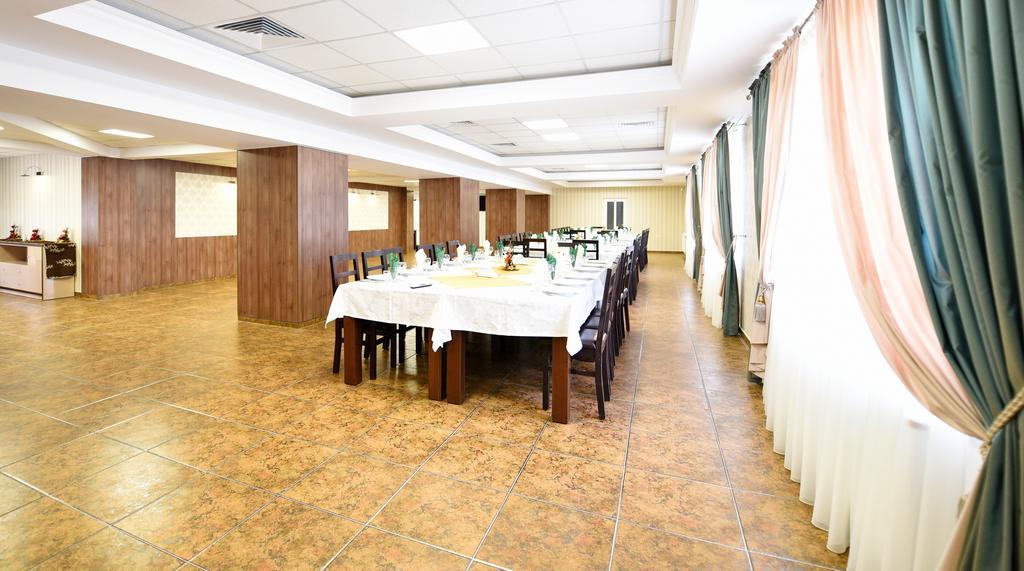 Pensiunea Sarmis Sarmizegetusa Extérieur photo